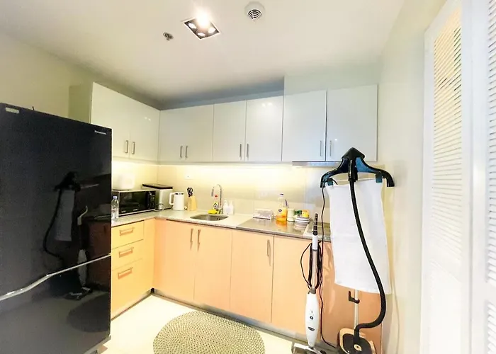 Spacious 6br Family Near Solaire, Okada * Manila