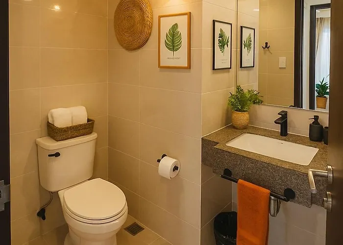 Spacious 6br Family Near Solaire, Okada Manila